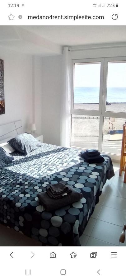 Un Dormitorio Frente Playa El Medano Esterno foto